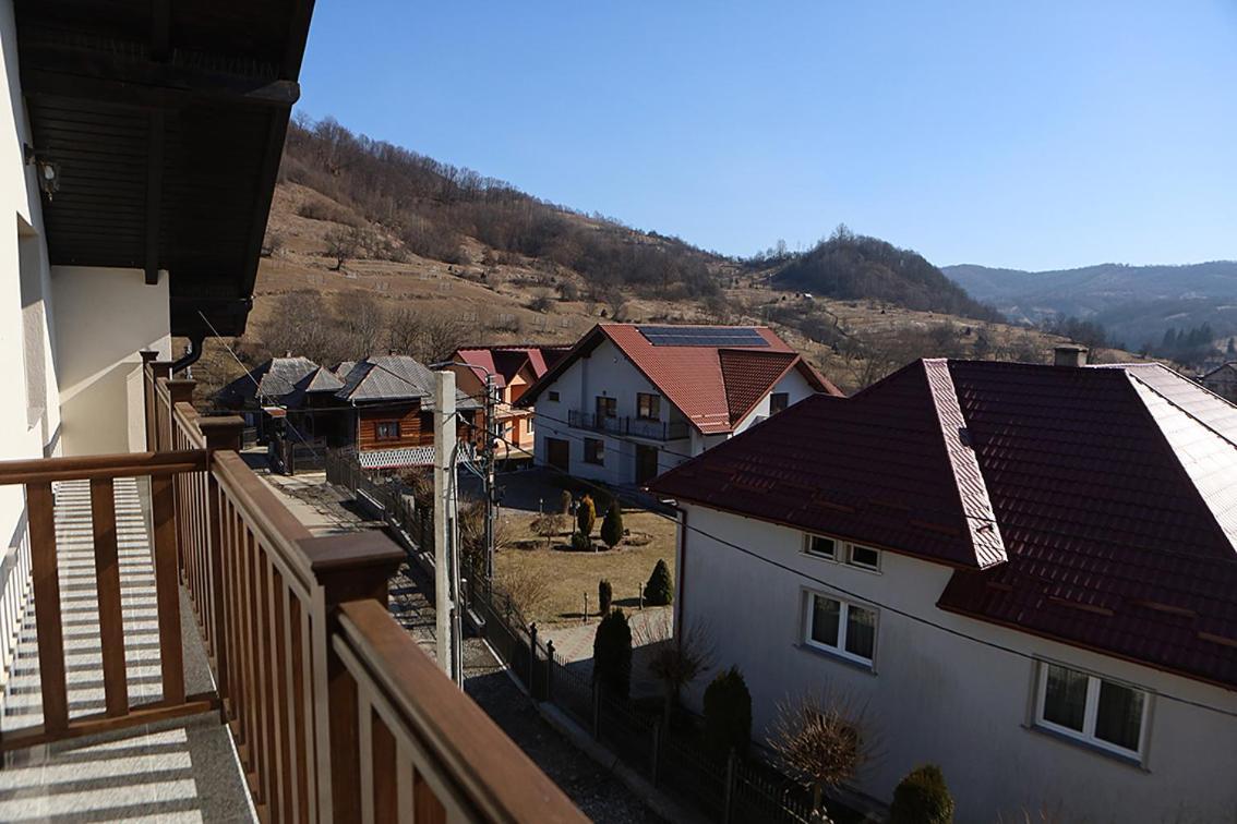 Casa Carmen Hotel Poienile Izei Luaran gambar