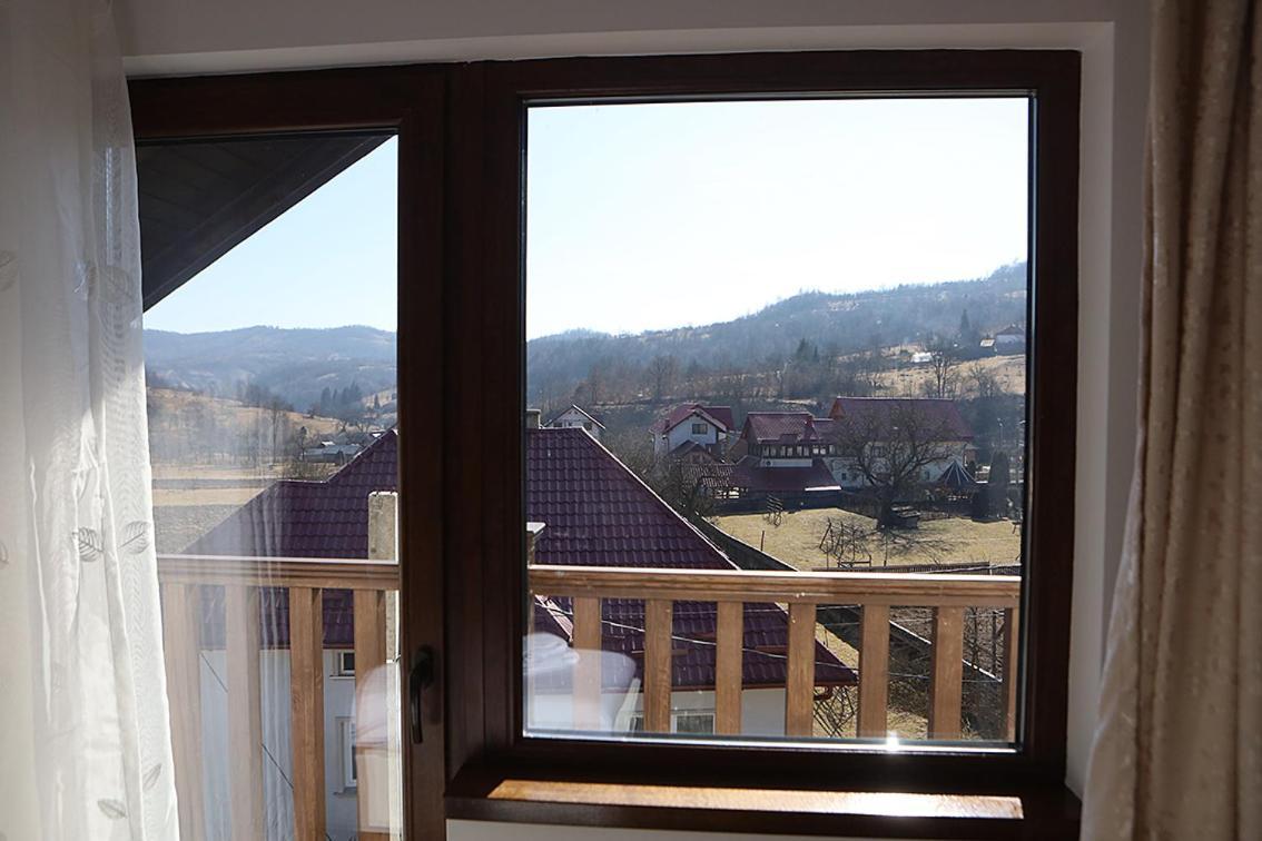 Casa Carmen Hotel Poienile Izei Luaran gambar